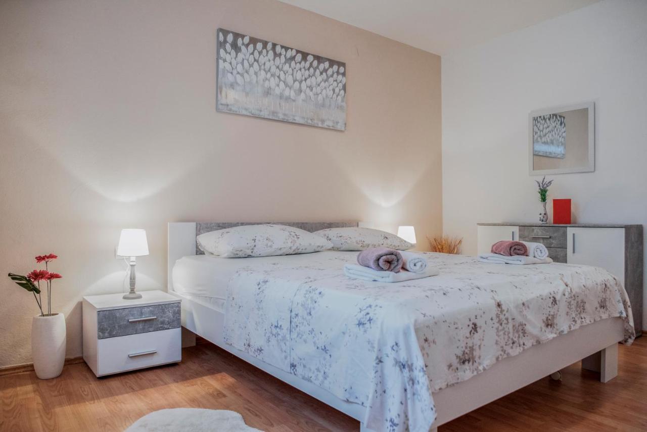 Villa Terra With Heated Pool Marina Extérieur photo