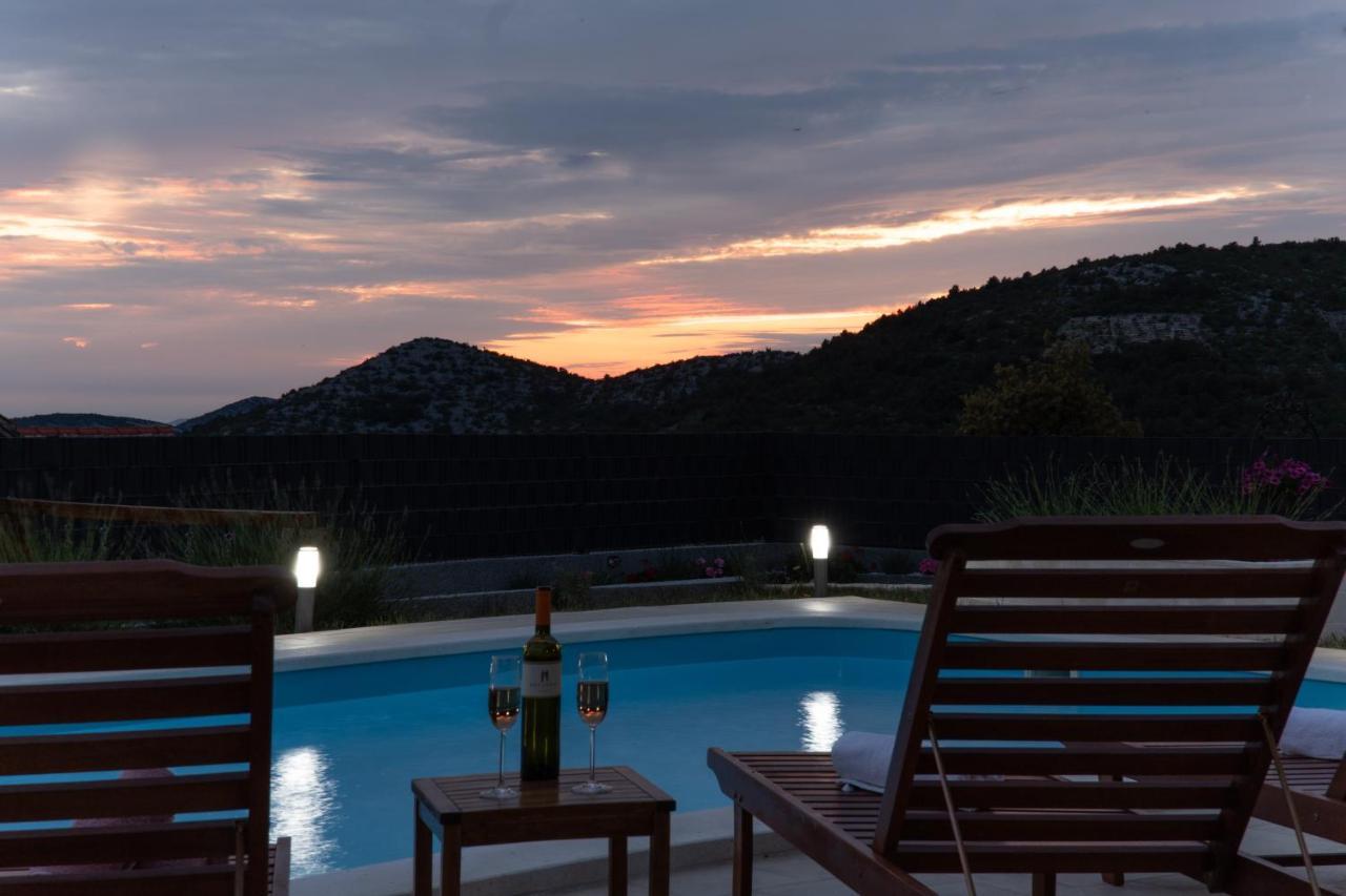 Villa Terra With Heated Pool Marina Extérieur photo