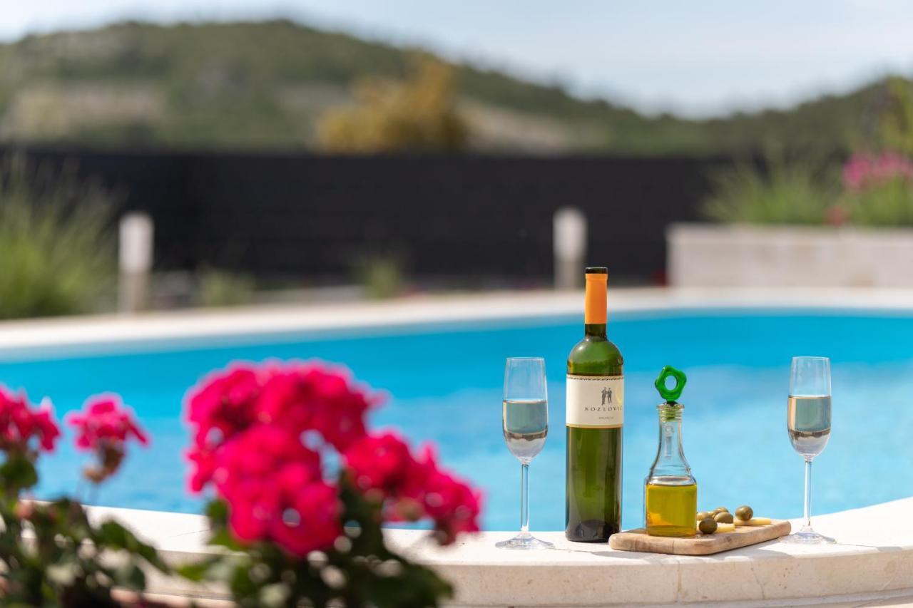 Villa Terra With Heated Pool Marina Extérieur photo