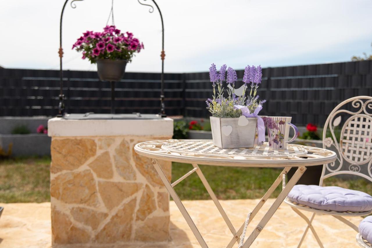 Villa Terra With Heated Pool Marina Extérieur photo
