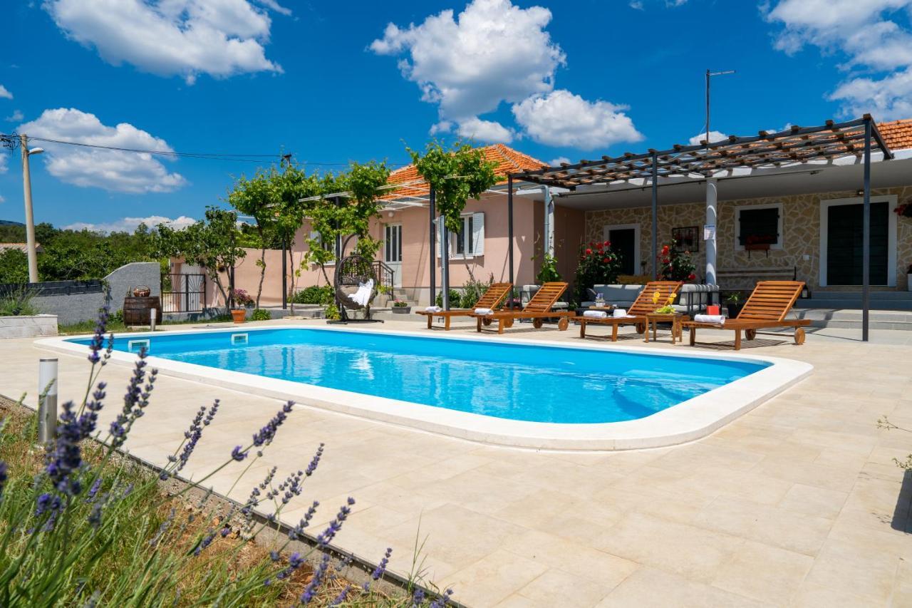 Villa Terra With Heated Pool Marina Extérieur photo