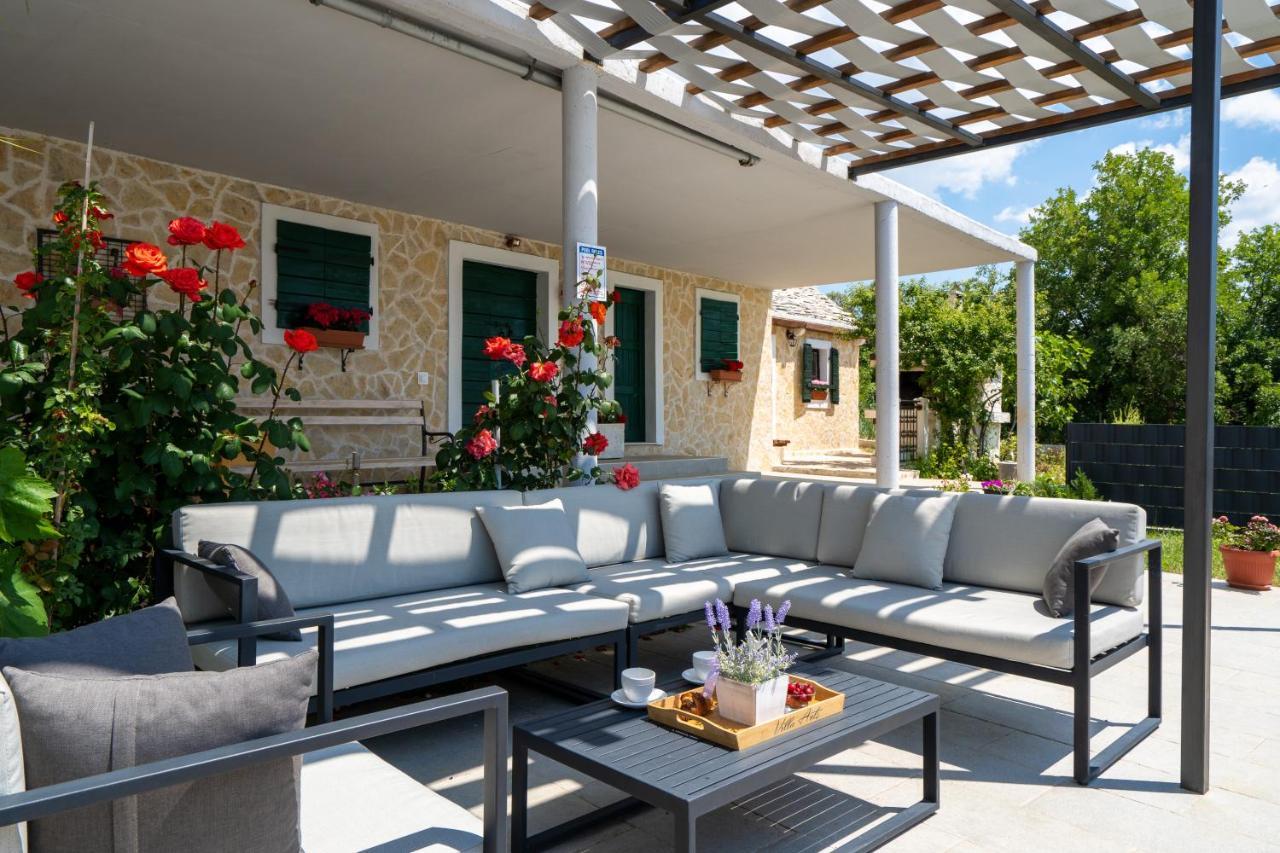 Villa Terra With Heated Pool Marina Extérieur photo
